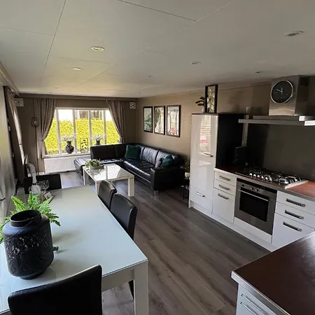 Luxe 146 Chalet